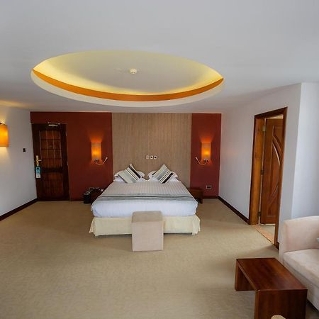 Imperial Heights Hotel, Εντέμπε Εξωτερικό φωτογραφία