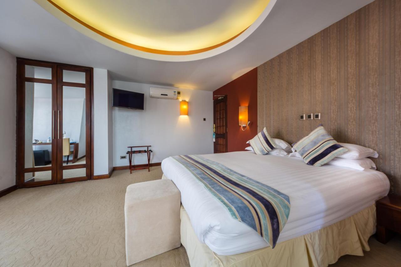Imperial Heights Hotel, Εντέμπε Εξωτερικό φωτογραφία