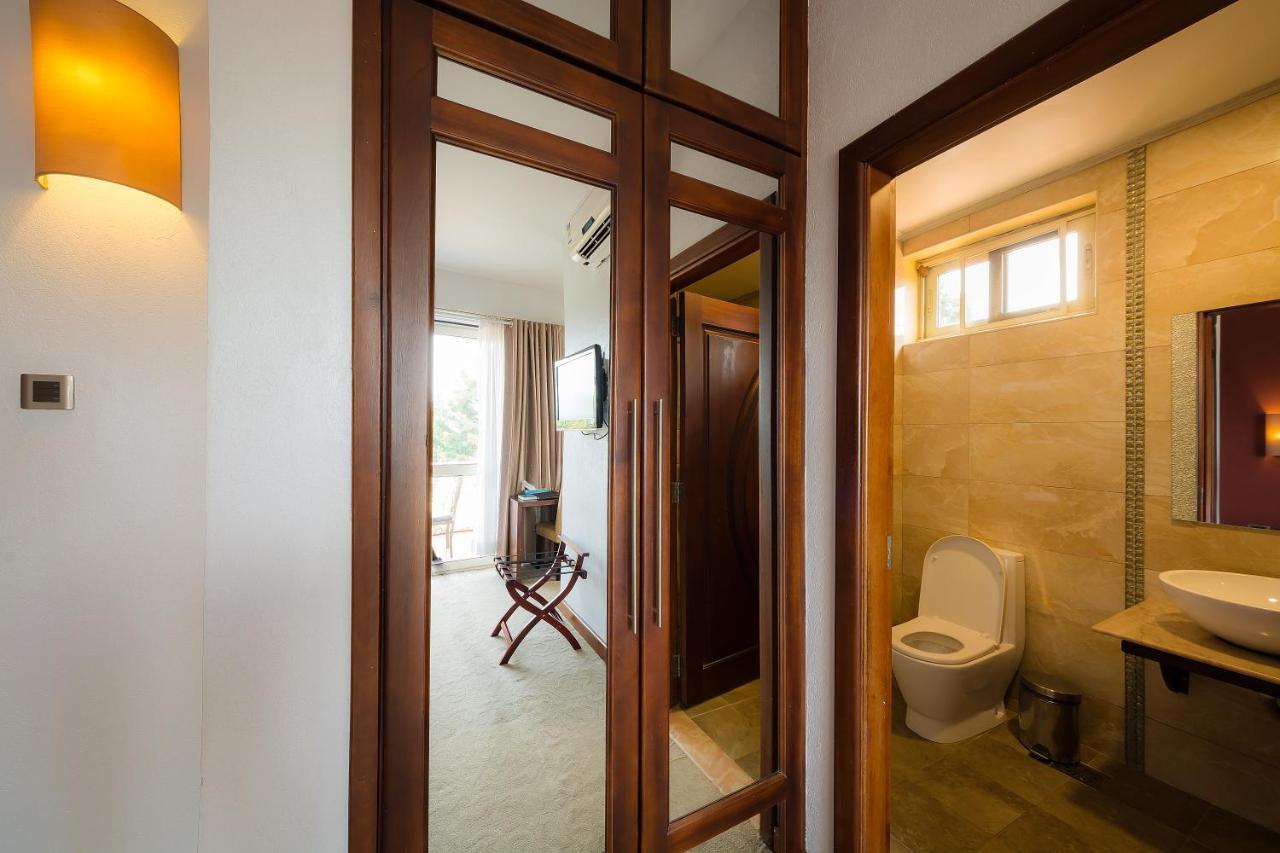 Imperial Heights Hotel, Εντέμπε Εξωτερικό φωτογραφία