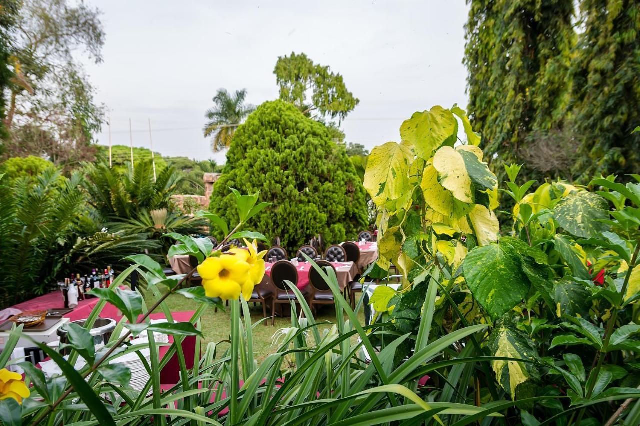 Imperial Heights Hotel, Εντέμπε Εξωτερικό φωτογραφία